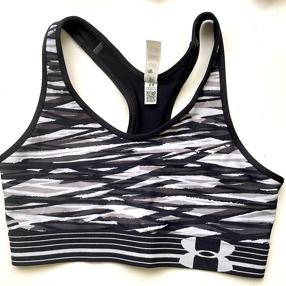 Under armour heat gear sports bra